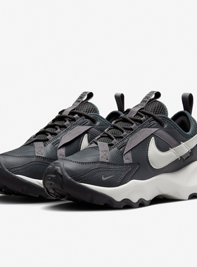 Nike/耐克正品TC 7900女士缓震耐磨低帮运动老爹鞋DD9682-001