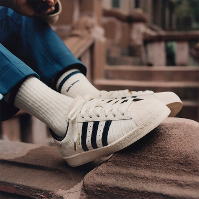 Adidas/阿迪达斯正品三叶草男女同款经典板鞋运动鞋JP7161