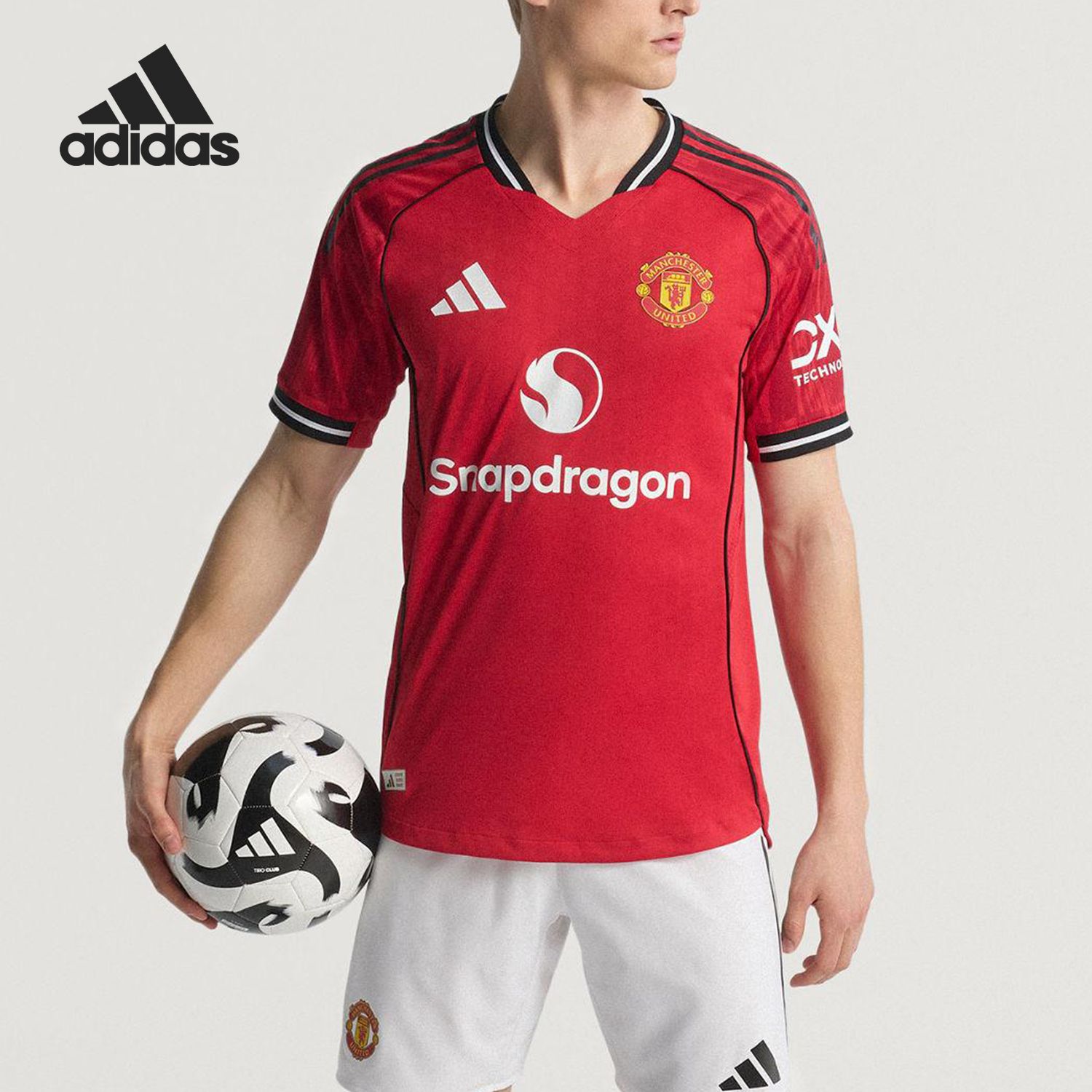 阿迪达斯男士足球运动透气球衣