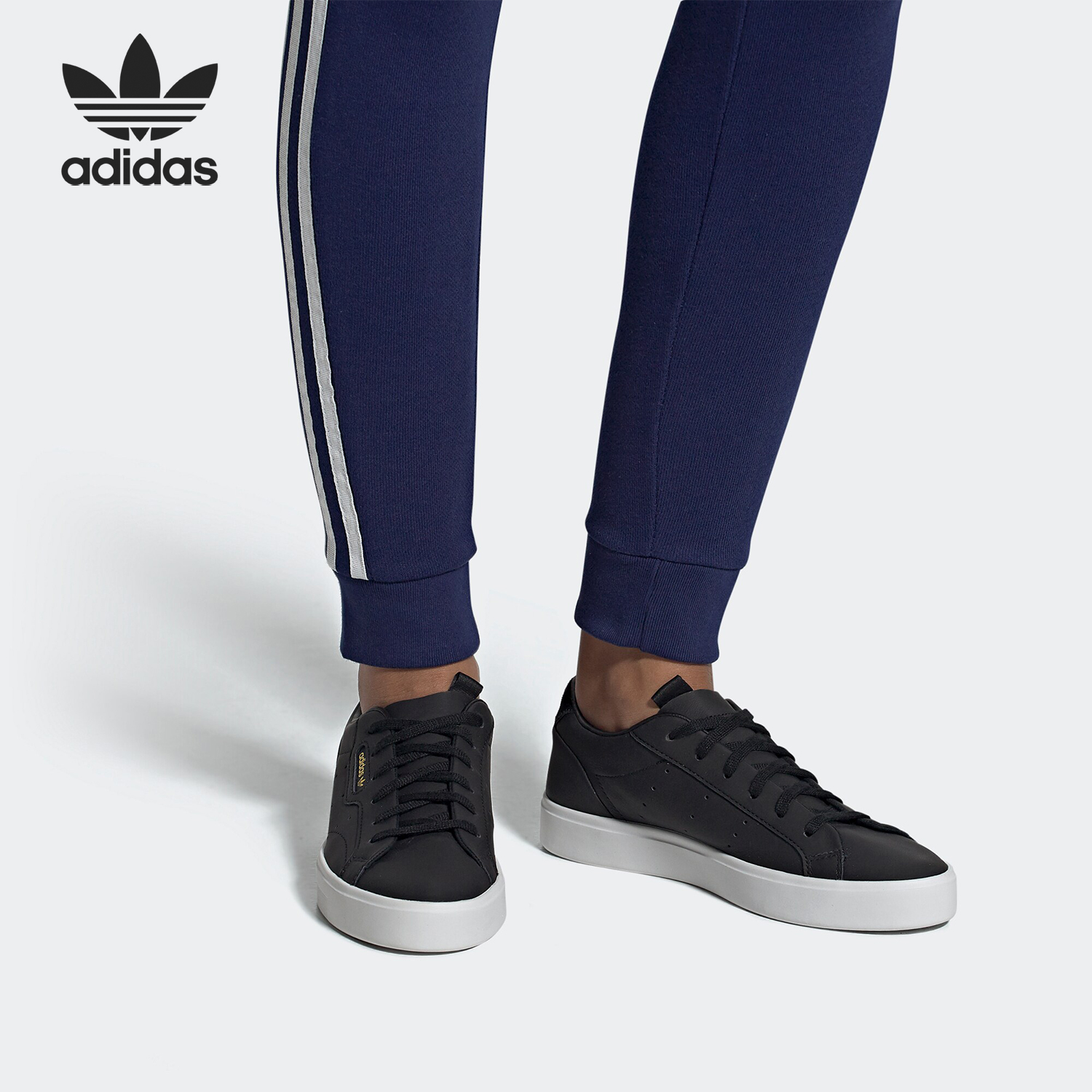 休闲鞋Adidas/阿迪达斯