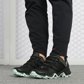 户外运动登山减震徒步鞋 Adidas 新款 女鞋 AC8070 阿迪达斯正品