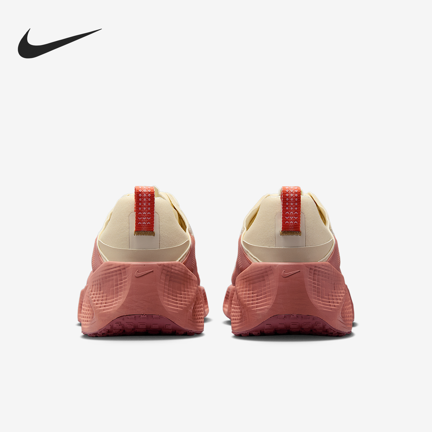 耐克男士低帮透气缓震运动鞋