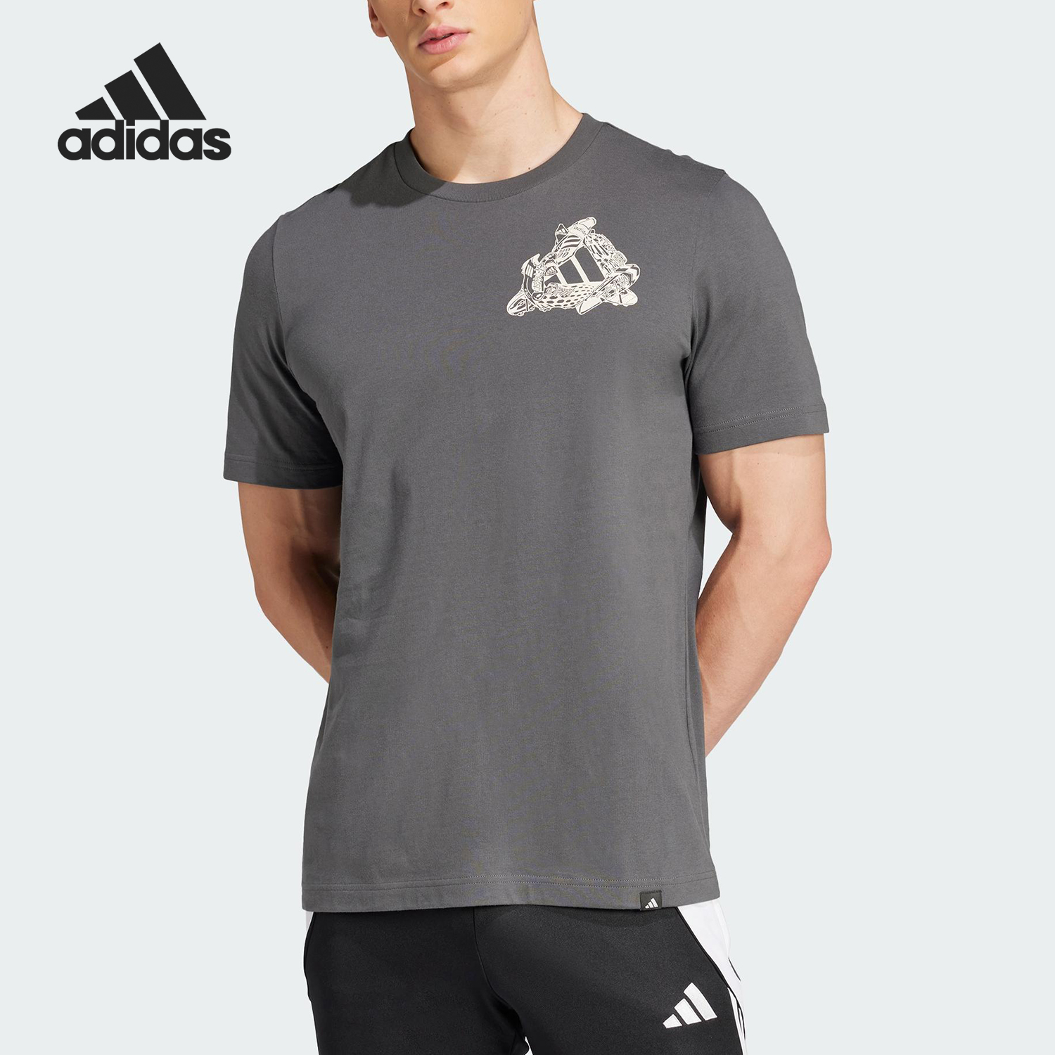 阿迪达斯男士图案休闲透气短袖