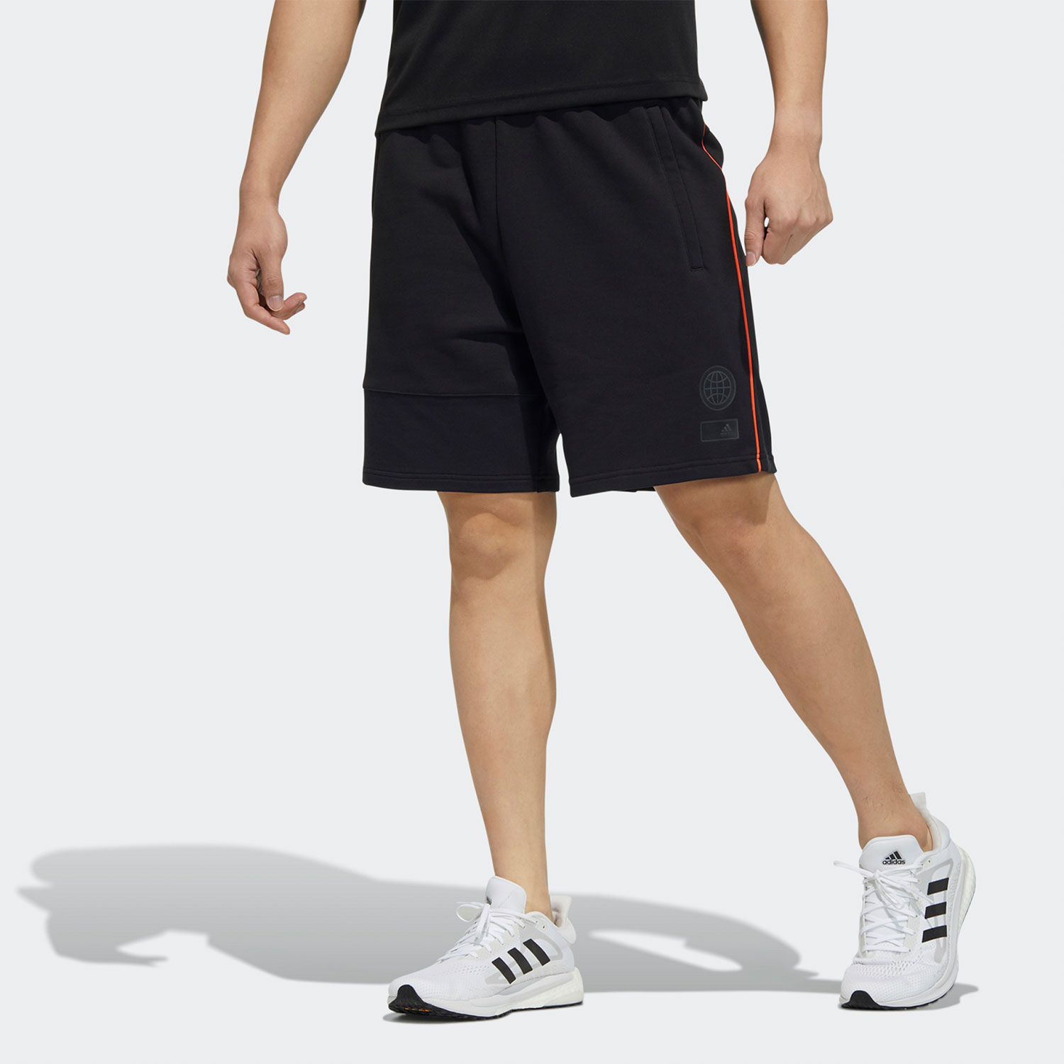 阿迪达斯男子运动短裤