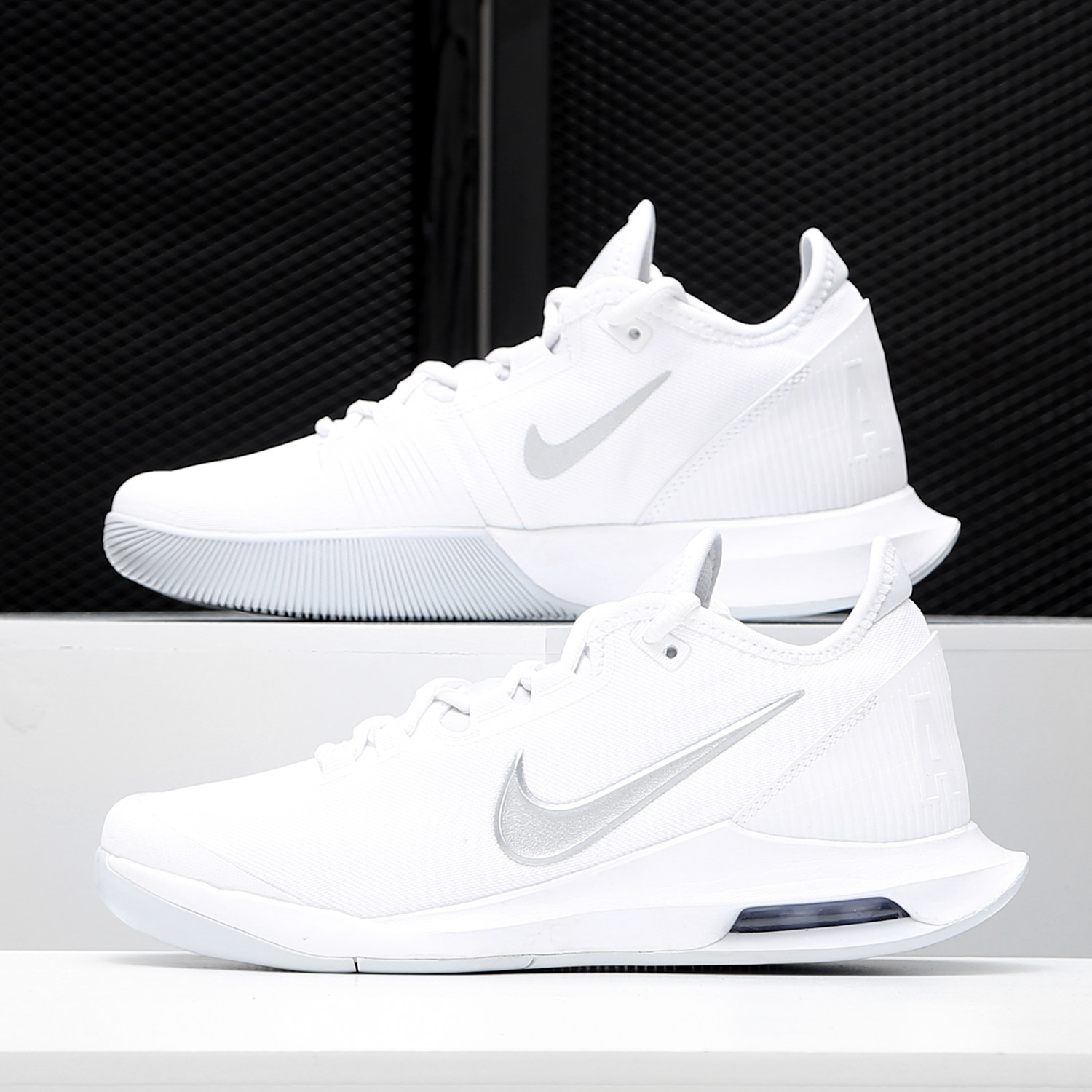 Nike/耐克正品 新款AIR MAX WILDCARD HC男女网球运动鞋AO7353