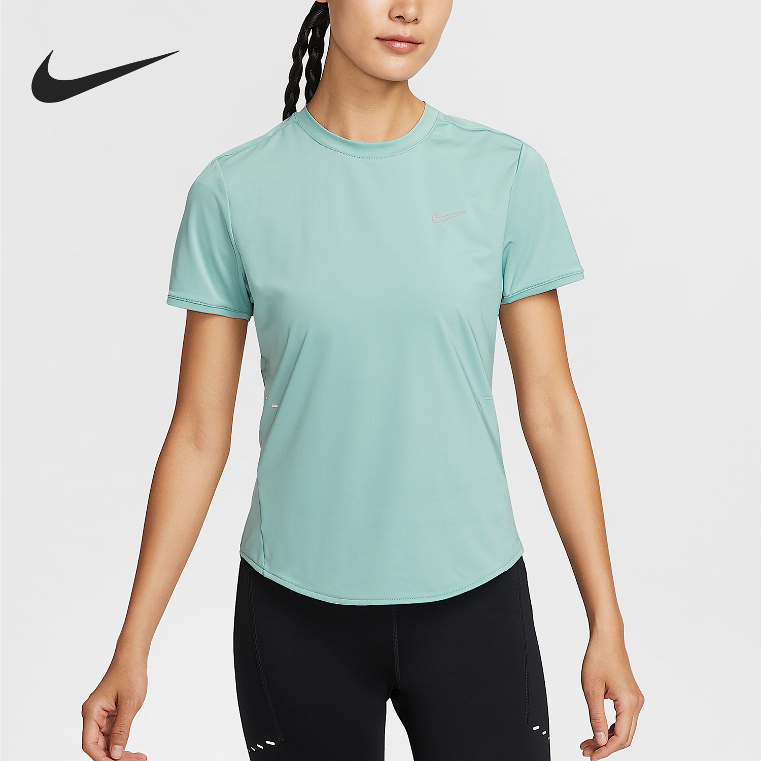 耐克女士跑步运动透气短袖