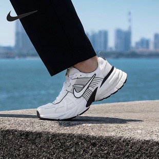 RUN女士耐磨轻便复古低帮老爹鞋 Nike 耐克正品 V2K 100 HF5342