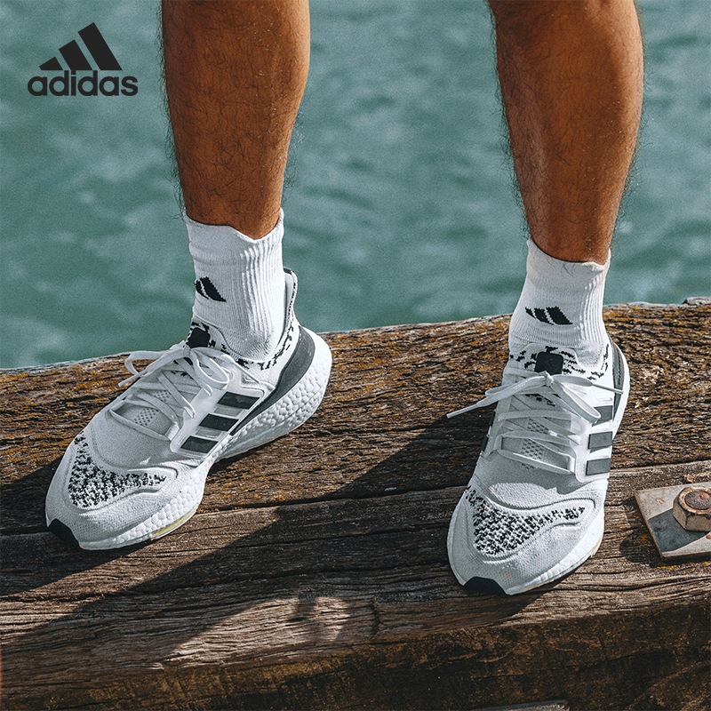 Adidas/阿迪达斯正品新款透气男女一双装运动跑步袜子HG7757