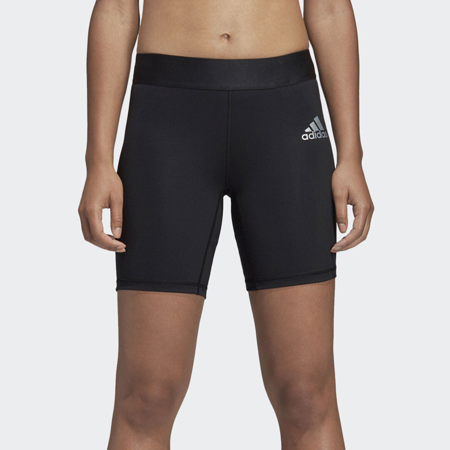 Adidas/阿迪达斯正品夏季运动健身单车女子透气紧身短裤 DP6067