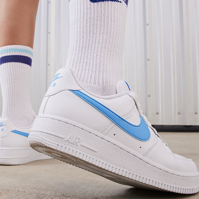 耐克女士简约经典休闲板鞋