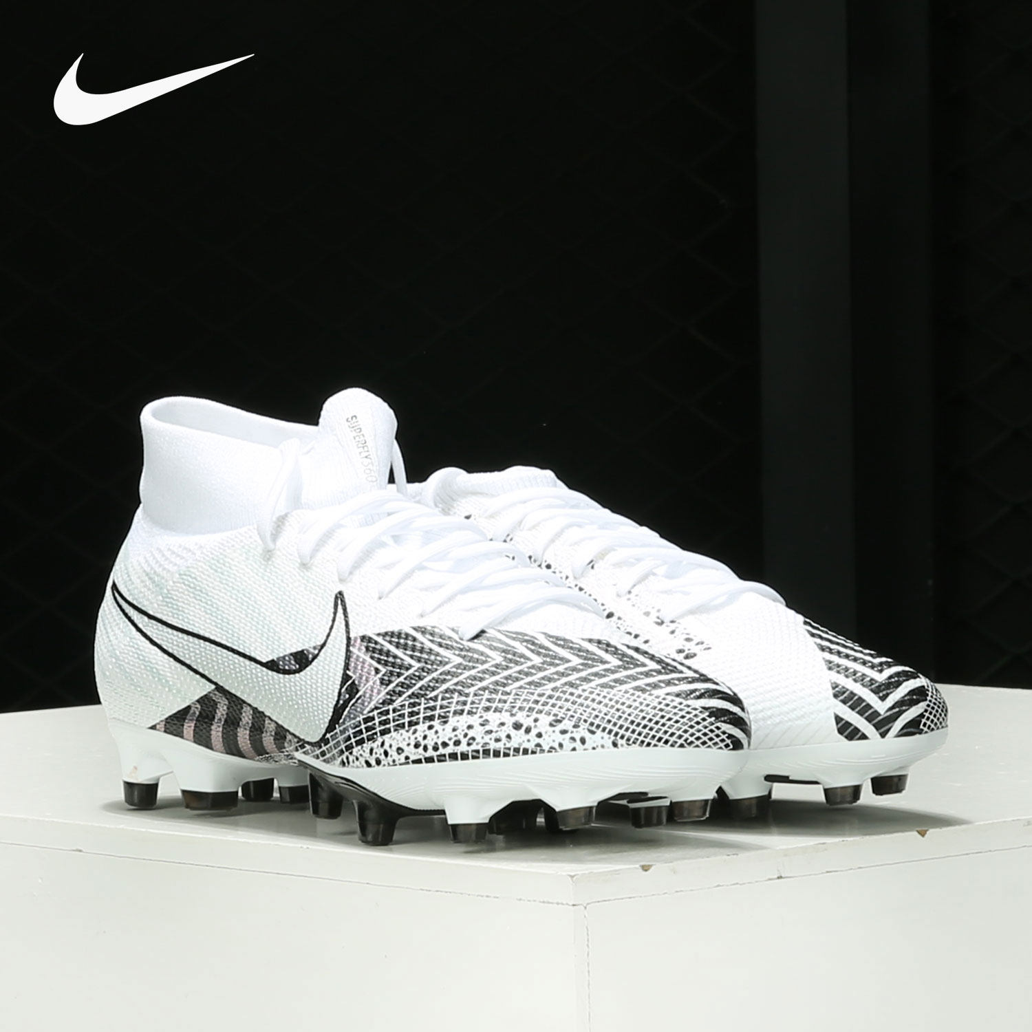 Nike/耐克正品男子春季新款AG钉鞋足球训练鞋运动鞋 BQ5482-110
