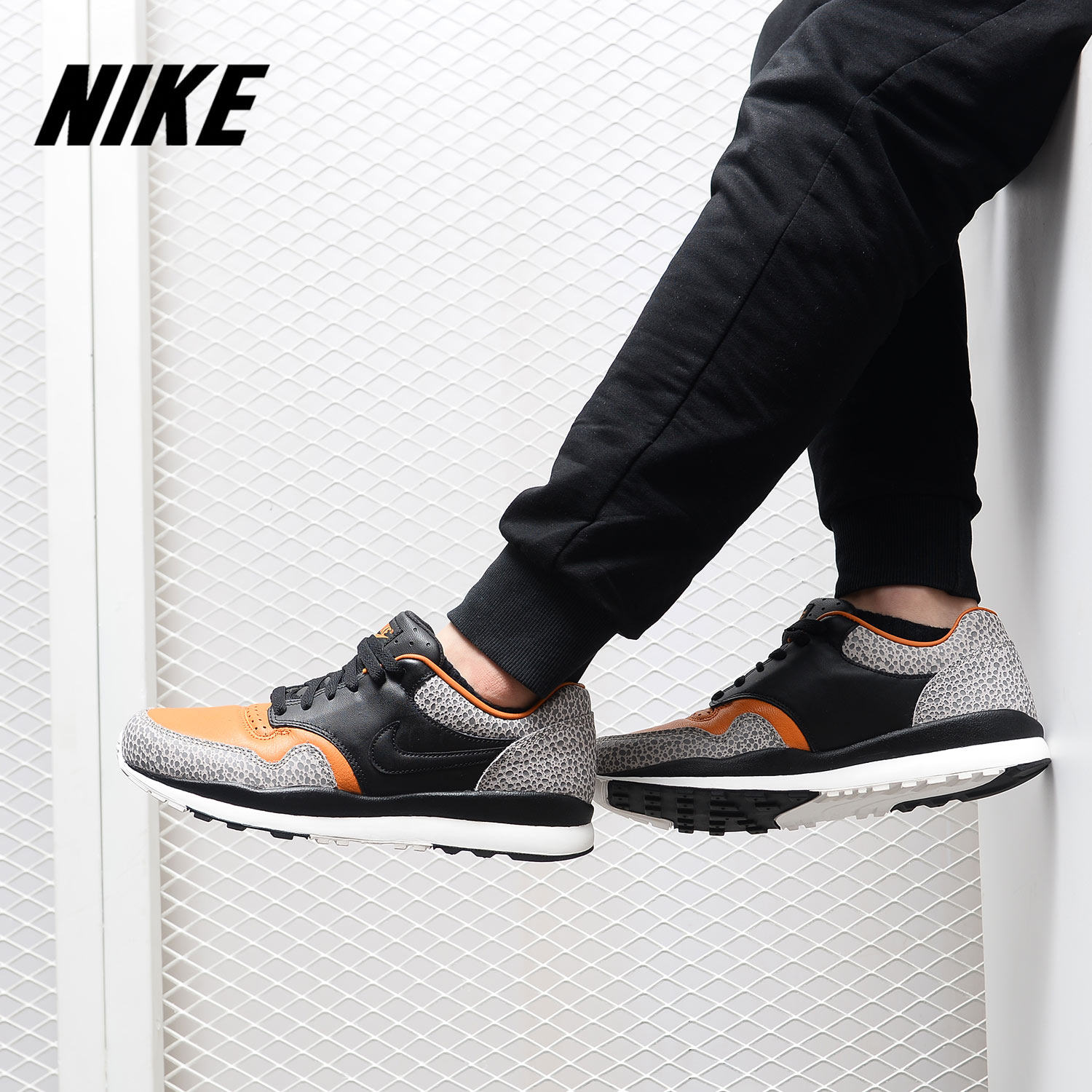 Nike/耐克正品Air Safari QS 男子豹纹复古休闲运动跑步鞋 AO3295