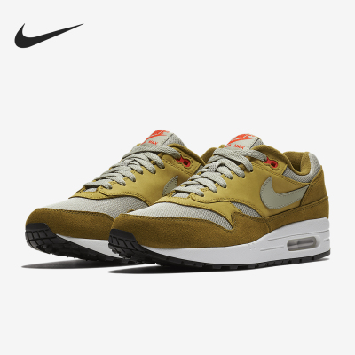 耐克AirMax跑步鞋男子