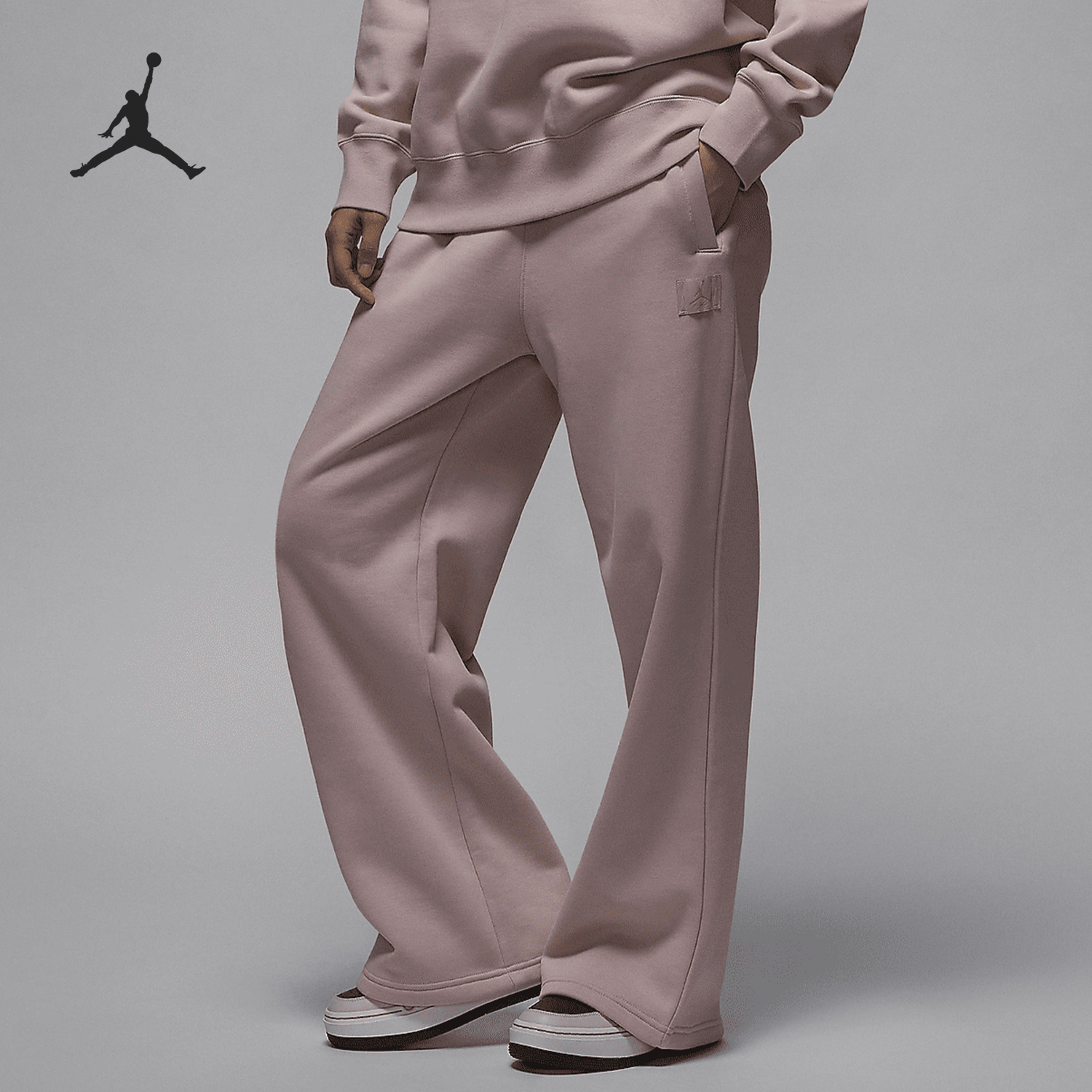 Nike/耐克正品JORDAN女士宽松休闲加绒直筒长裤FV7156-601