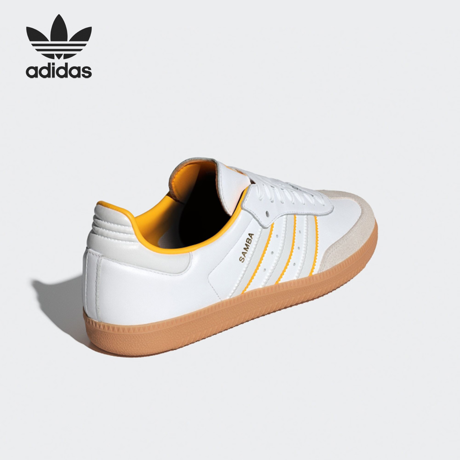 阿迪达斯男女休闲轻便板鞋