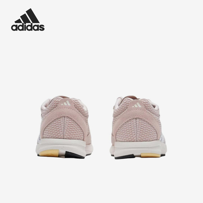 Adidas/阿迪达斯官方正品LIGHTBLAZELP新款女粉白色跑步鞋JQ7233