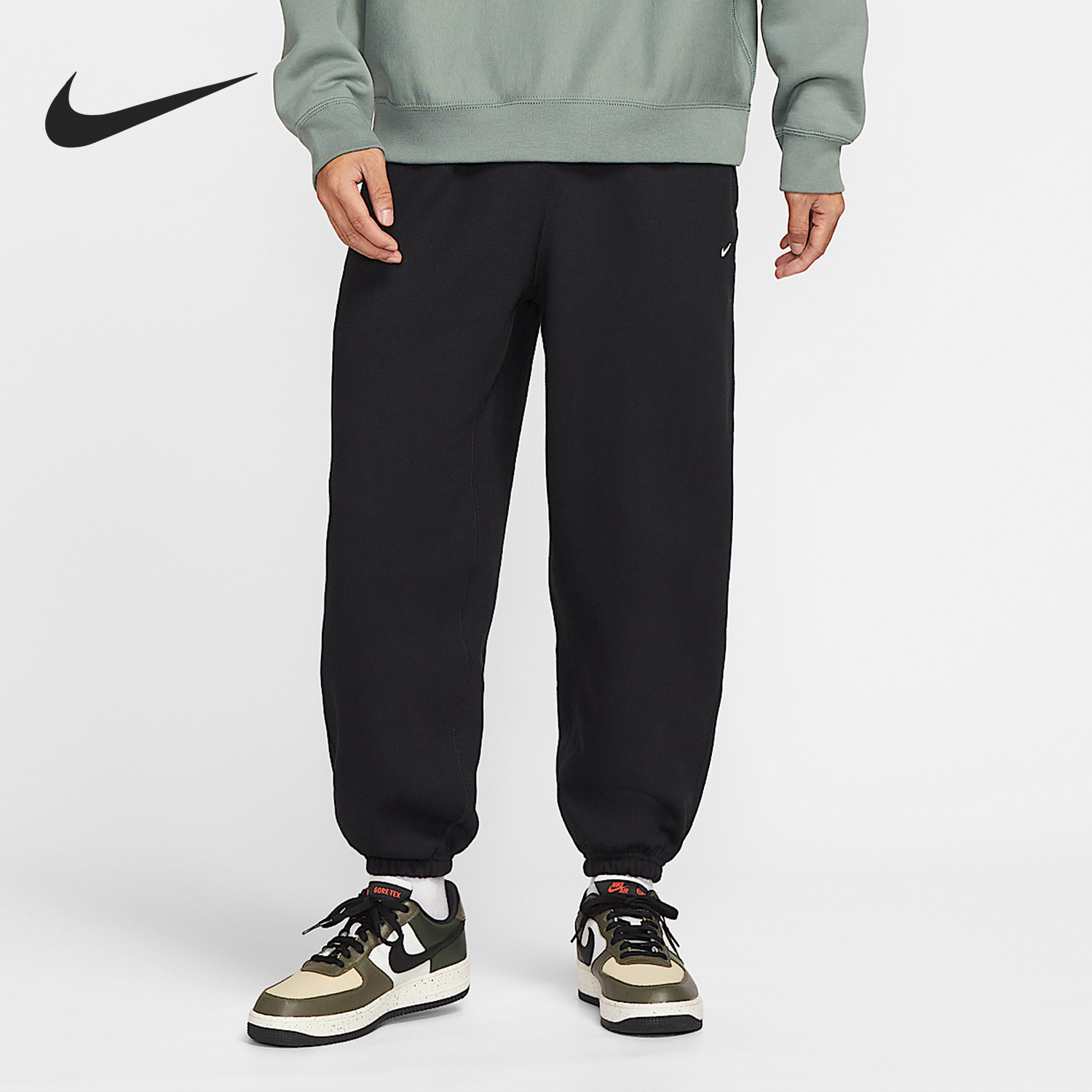 Nike/耐克官方正品Solo Swoosh男士束脚加绒保暖长裤HV1089-010 - 实物图