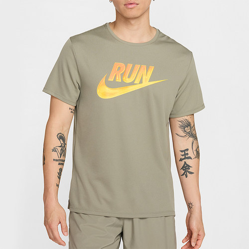 Nike/耐克正品2025男耐穿运动透气圆领印花跑步短袖T恤HJ3565-320