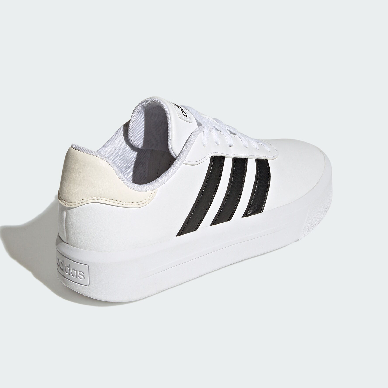 Adidas/阿迪达斯女士板鞋