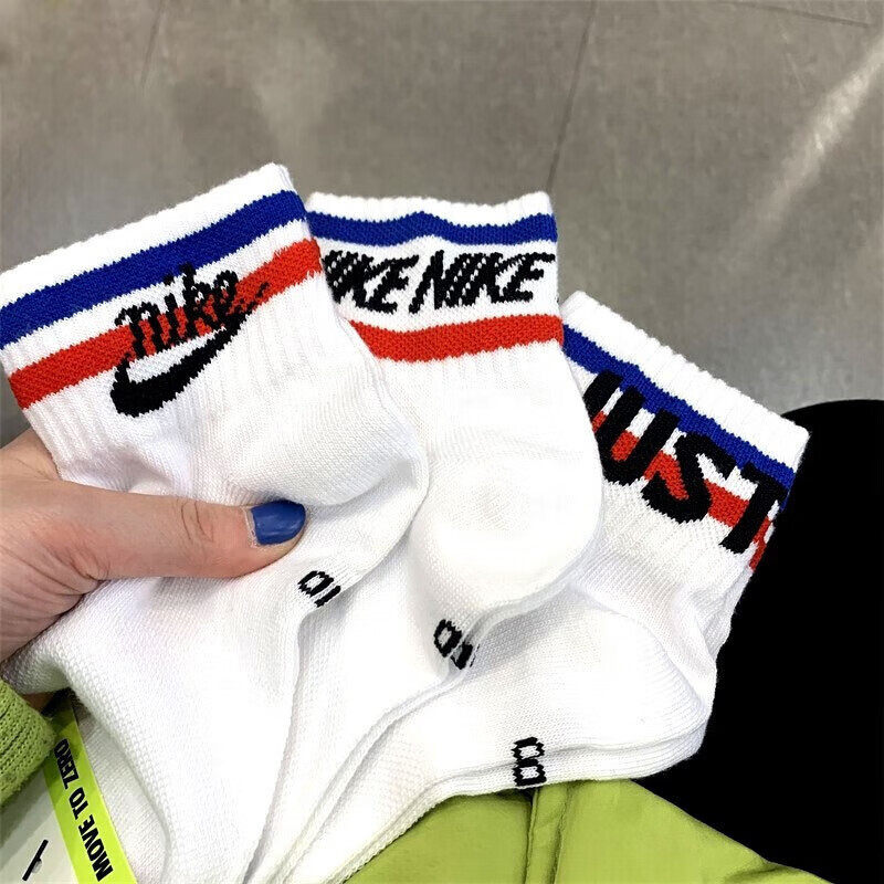 Nike耐克袜子短筒小白袜男女袜新款运动袜透气中筒袜休闲袜训练袜