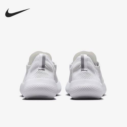 耐克女士时尚简约综合训练鞋