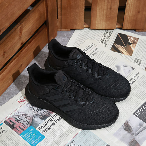 Adidas/阿迪达斯正品  夏季新款男女运动休闲跑步鞋GY5095