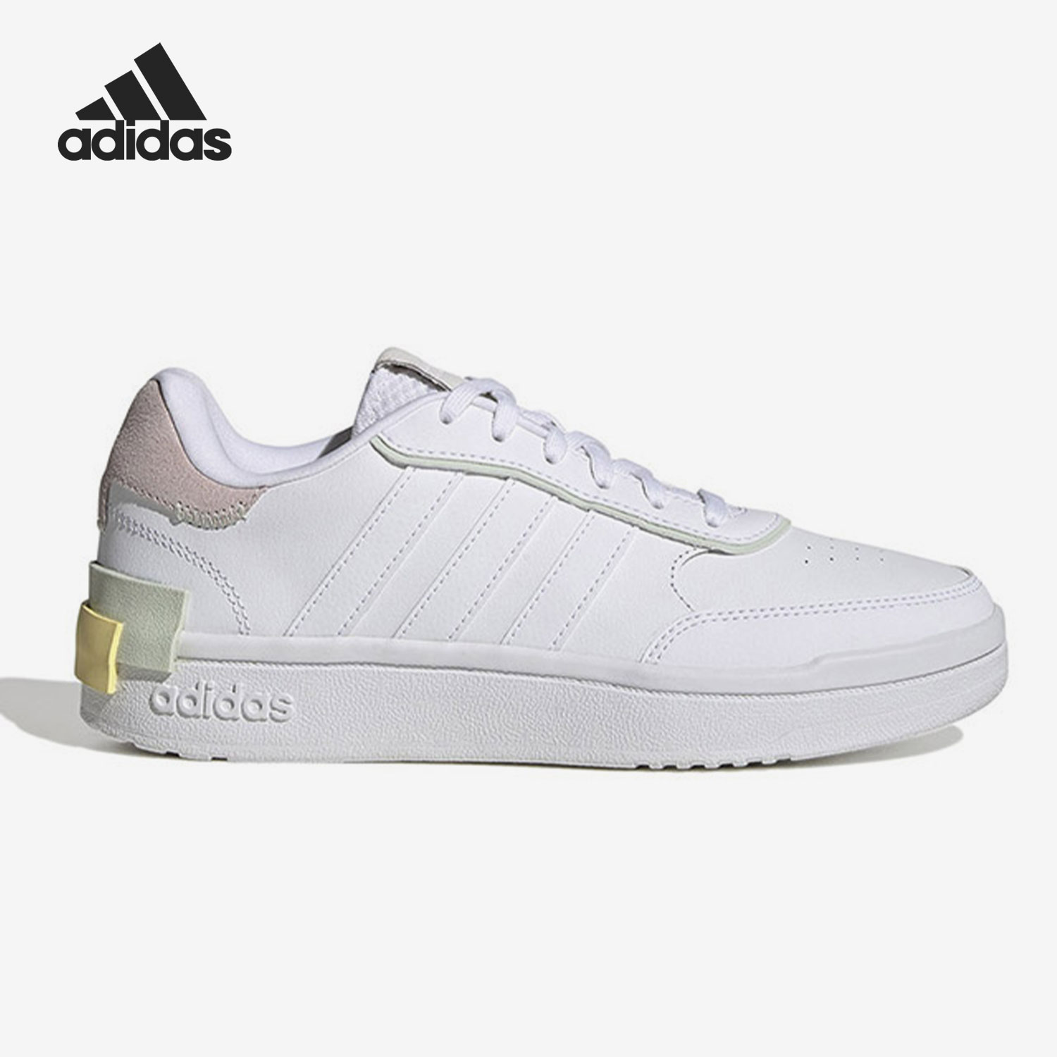 阿迪达斯女子运动板鞋