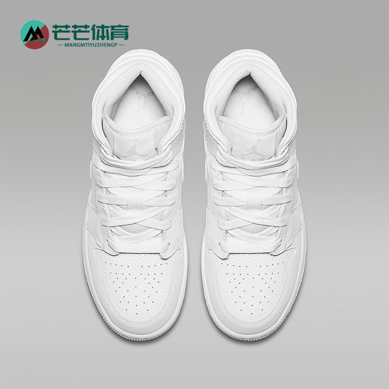 耐克春季高帮休闲风童鞋