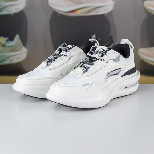 李宁正品FUTURE R1女子低帮系带耐磨舒适回弹休闲运动鞋AGLT016-2