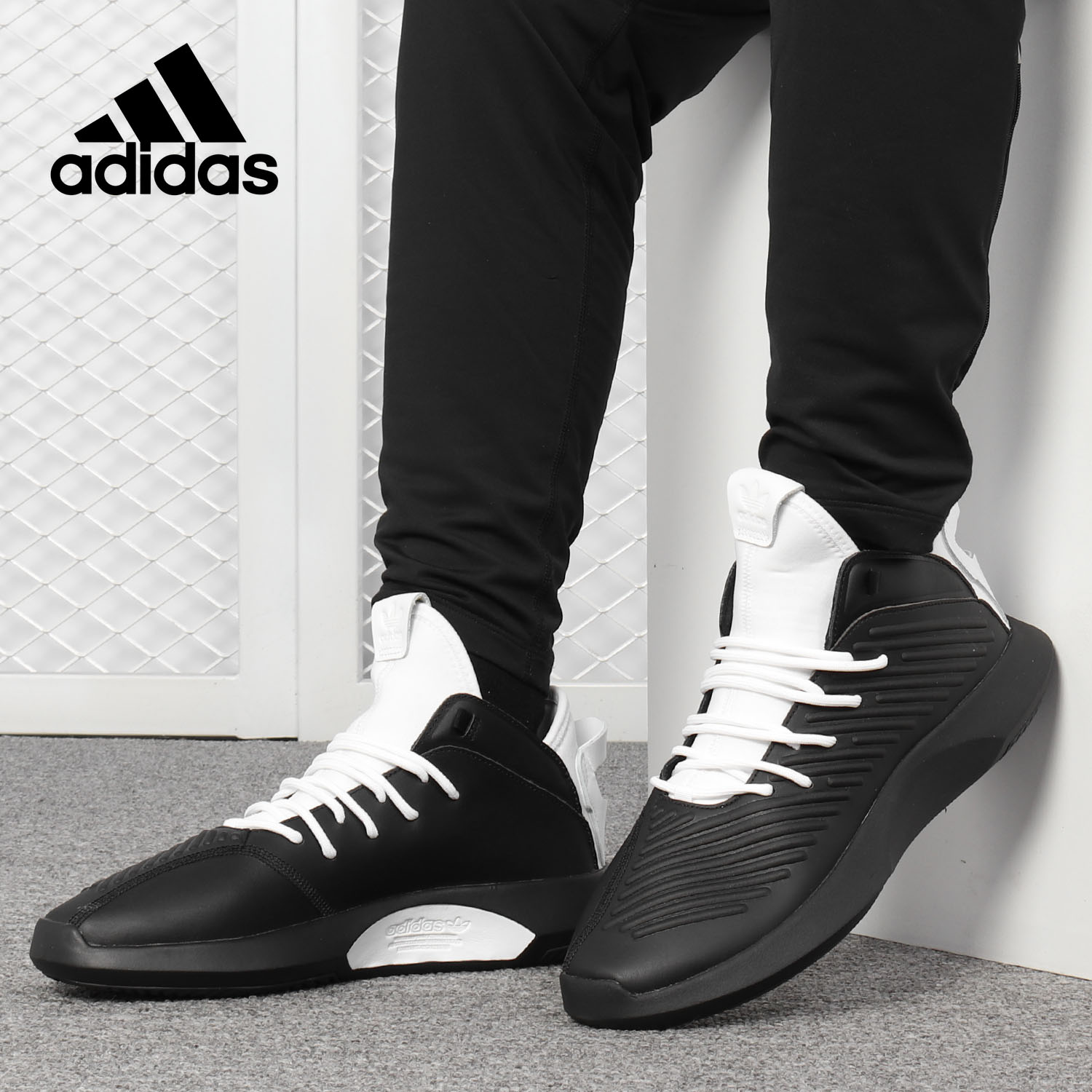 休闲鞋Adidas/阿迪达斯