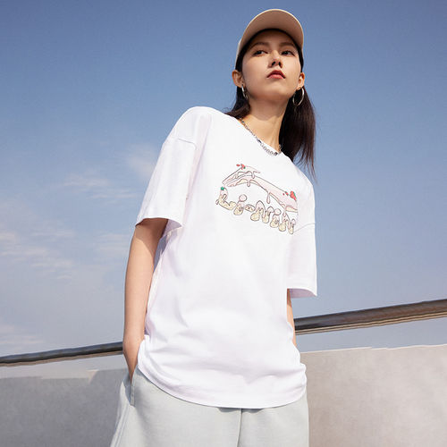 Lining/李宁正品夏季新款休闲女士圆领宽松短袖T恤文化衫AHSU744