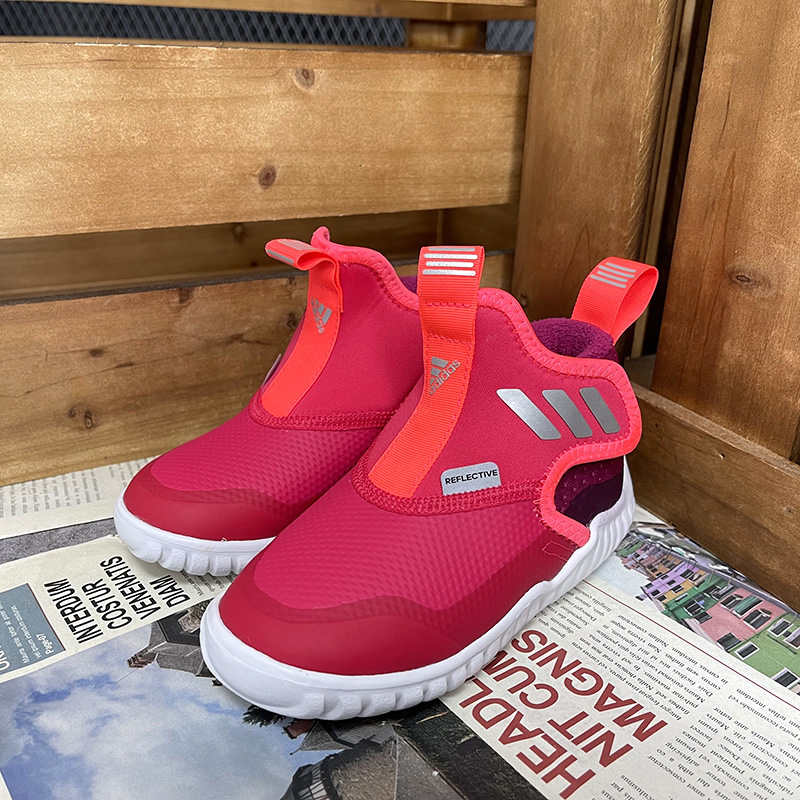 阿迪达斯婴童加绒运动雪地靴