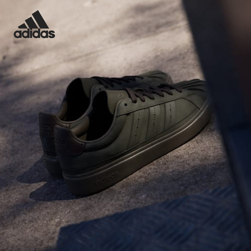 Adidas/阿迪达斯正品男士运动休闲低帮耐磨舒适板鞋KJ7440