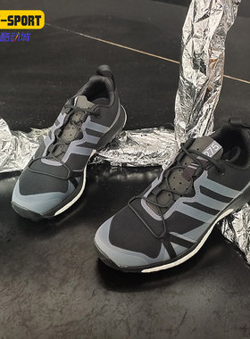 Adidas/阿迪达斯跑步鞋