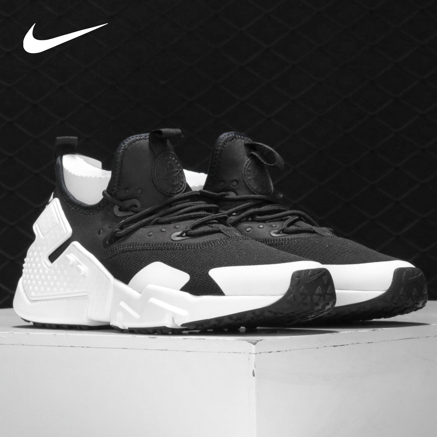 Nike/耐克正品 AIR HUARACHE DRIFT 华莱士男子休闲跑步鞋AH7334