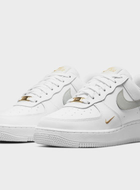 Nike/耐克正品 AIR FORCE 1 '07 ESS 女子空一号板鞋CZ0270-106