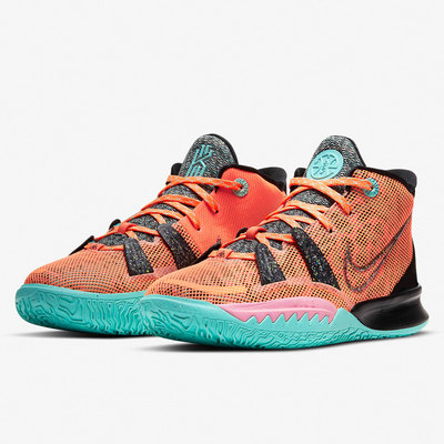 Nike/耐克新款大童篮球鞋