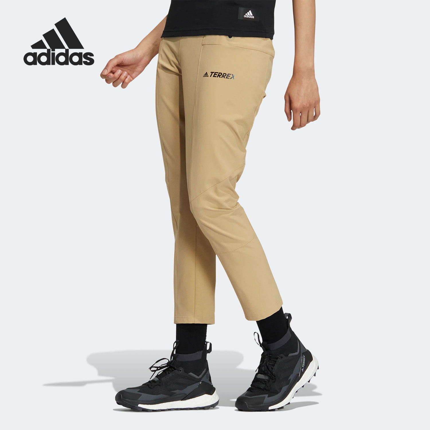 Adidas/阿迪达斯正品秋季新款女子户外运动健身长裤HN1992