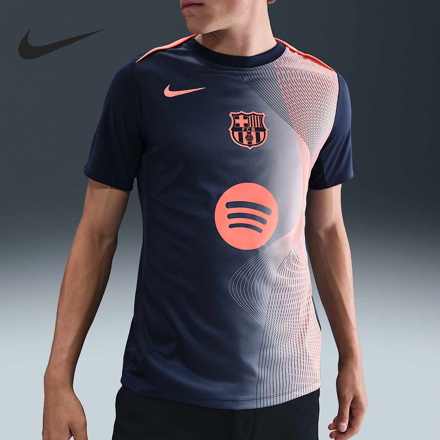 耐克男士热身训练运动足球短袖