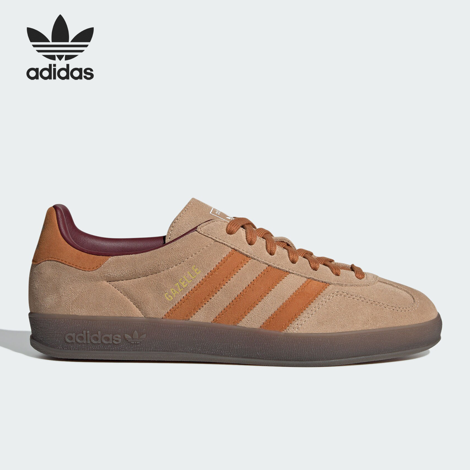 阿迪达斯男女轻便运动户外板鞋