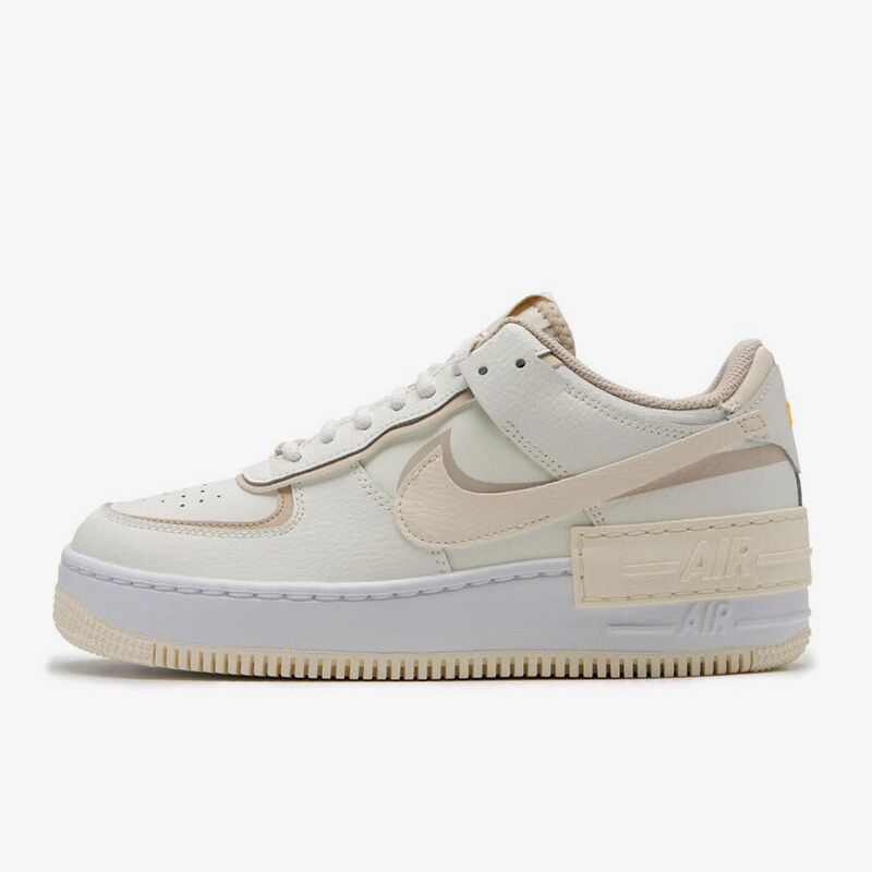 Nike/耐克正品Air Force 1新款女子耐磨休闲板鞋FQ6871-111