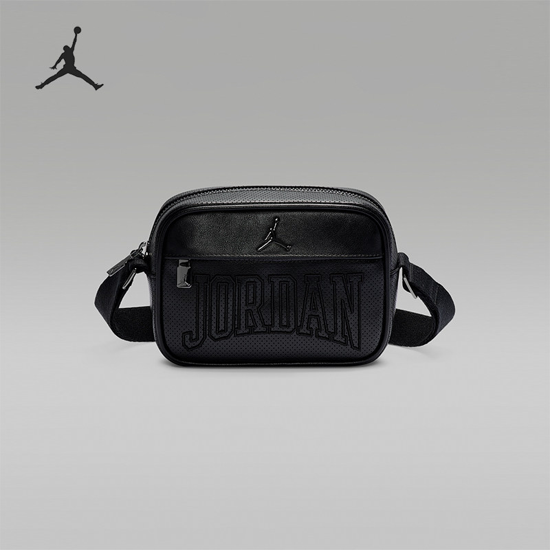 Nike/耐克正品JORDAN穿孔相机包新款男经典黑色斜挎包IR8418-010
