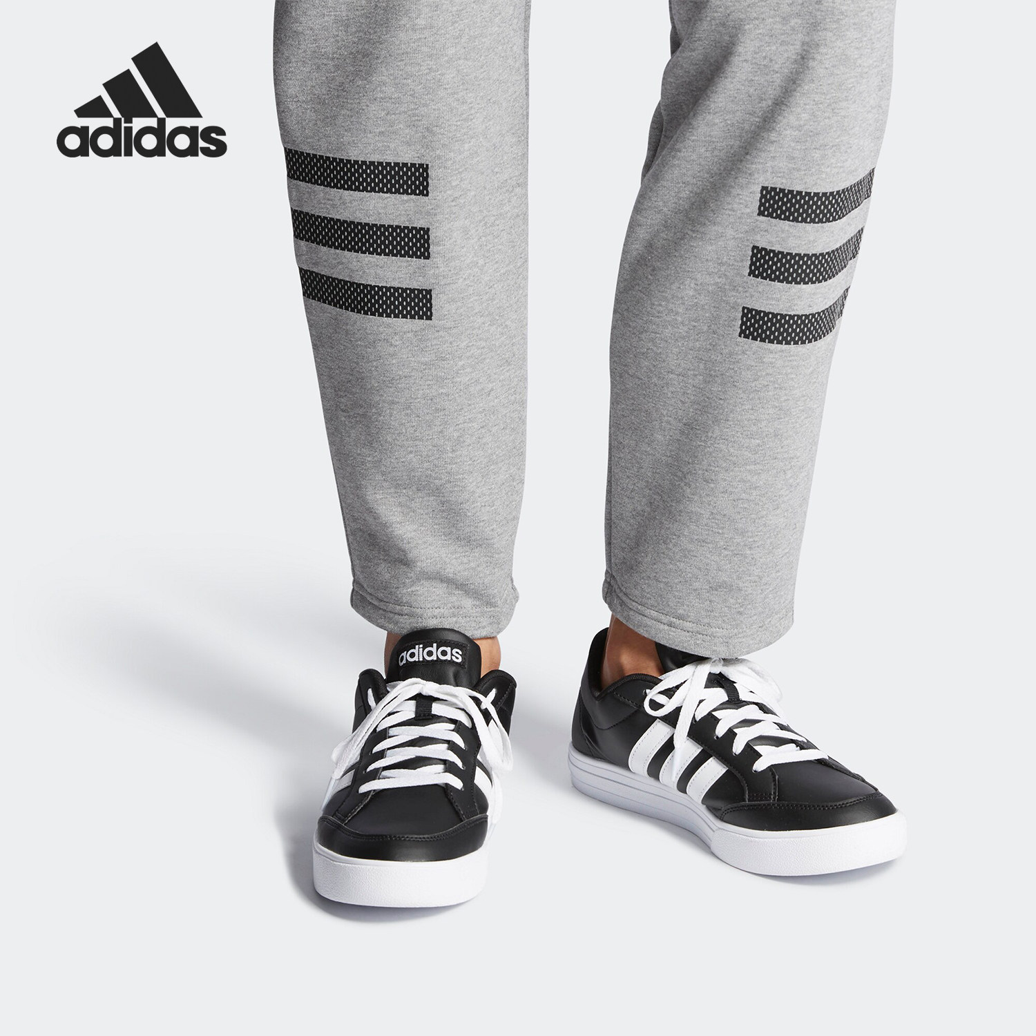 Adidas/阿迪达斯正品当季新款运动减震耐磨低帮休闲鞋BC0132