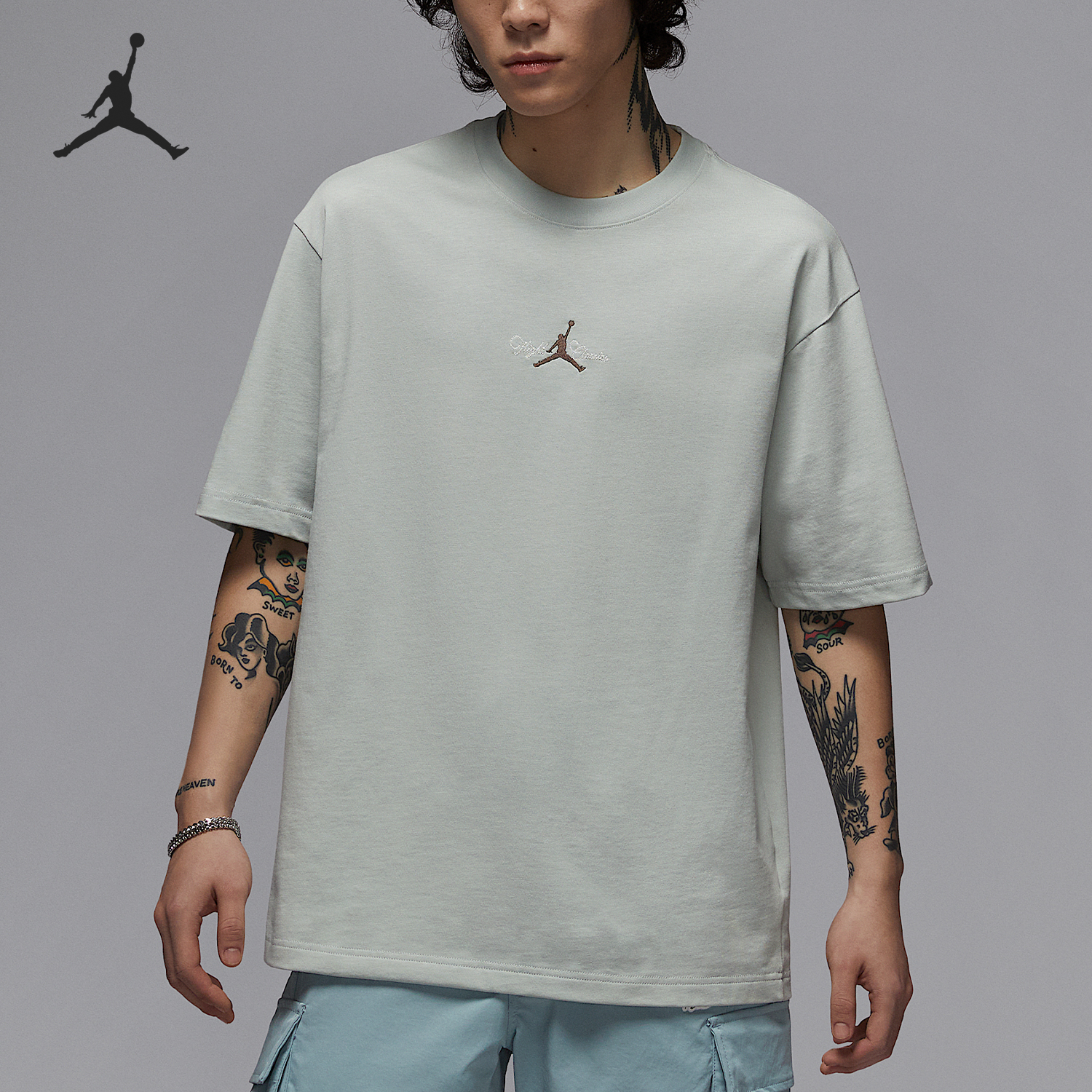 耐克男士厚实圆领印花透气短袖