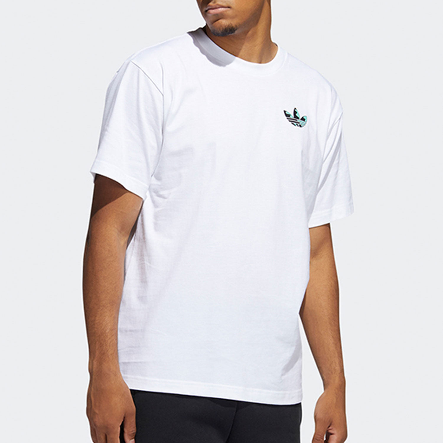 Adidas/阿迪达斯正品三叶草夏运动休闲男子短袖T恤GN3906