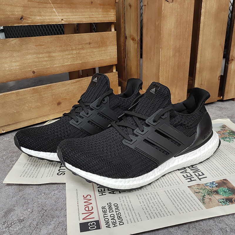 Adidas/阿迪达斯正品 ULTRABOOST  春季男女运动跑步鞋 FY9318