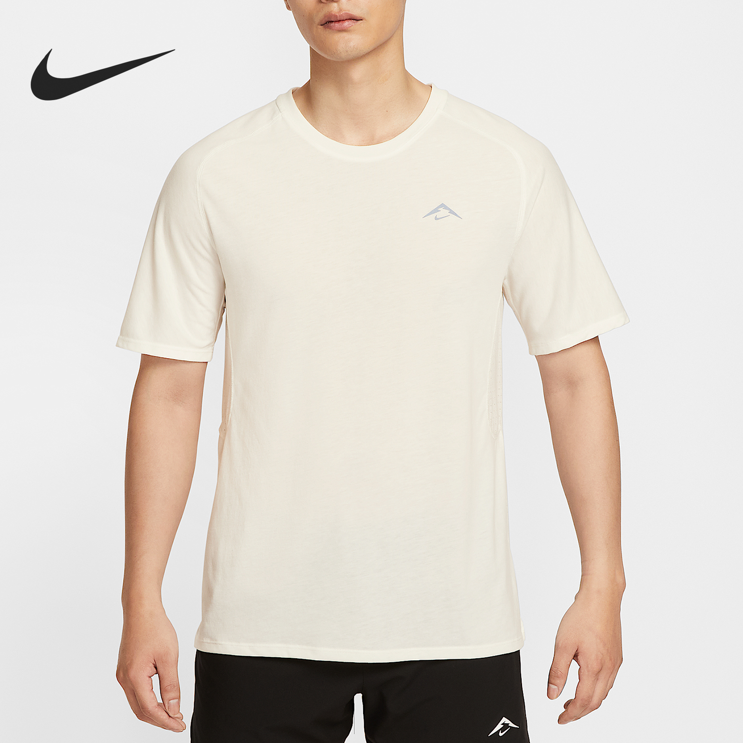 耐克男士跑步运动简约透气短袖