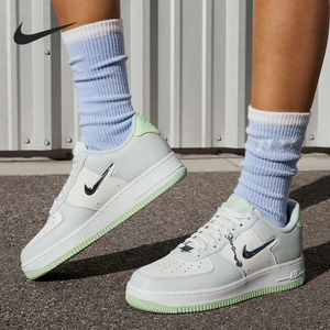 Nike/耐克官方正品 Air Force 1 女士耐磨低帮运动鞋FN8540-001