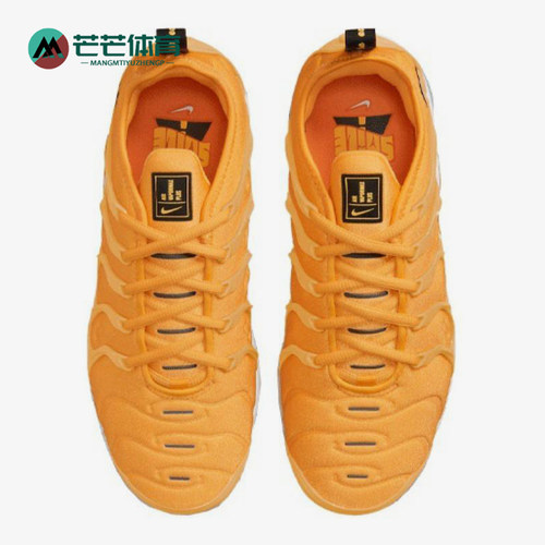 Nike/耐克正品四季款女士时尚回弹潮流经典低帮跑步鞋DO5874-700