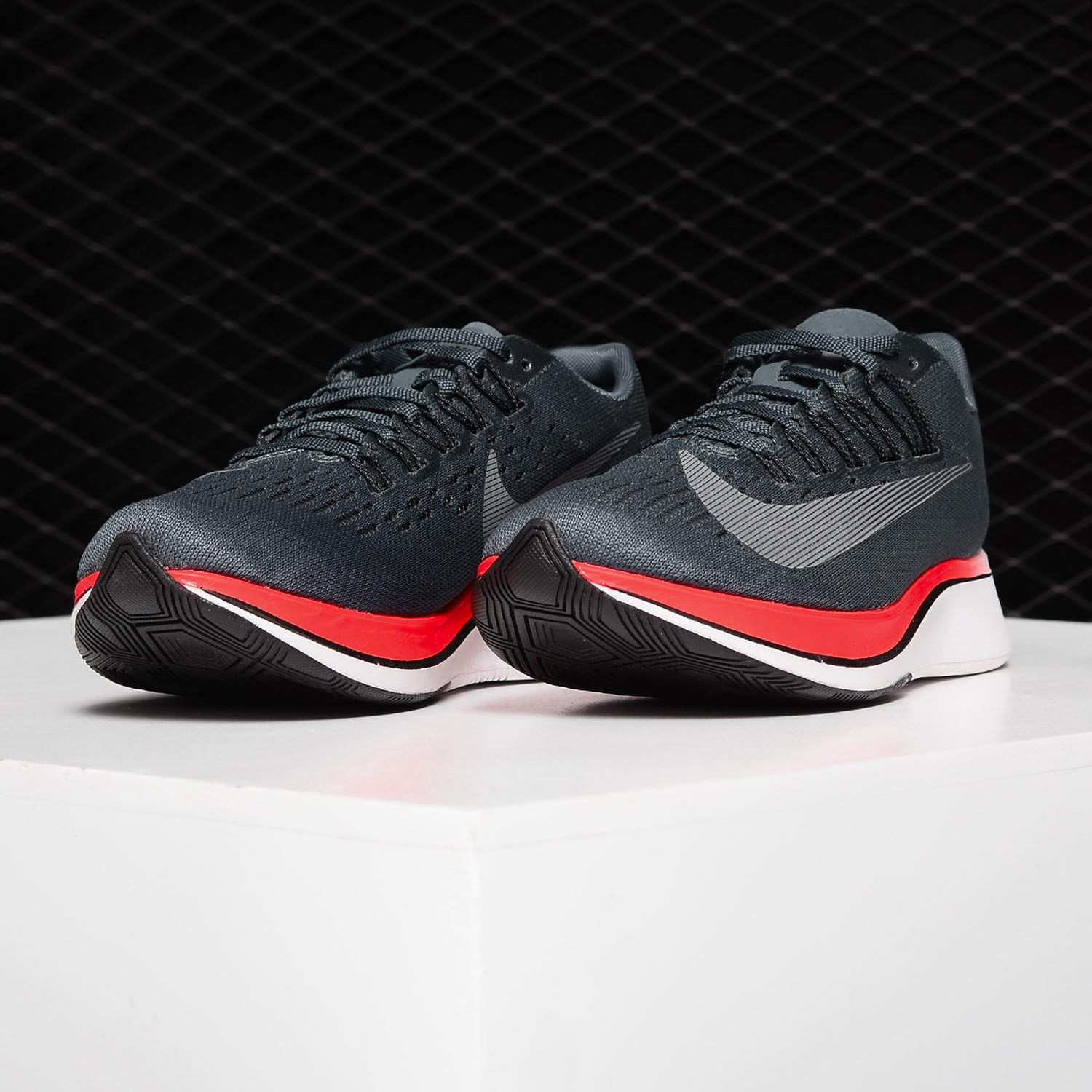 Nike/耐克正品 ZOOM FLY 女子飞线气垫运动休闲跑步鞋897821-400